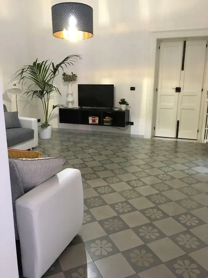 Maison Flores باري شقة