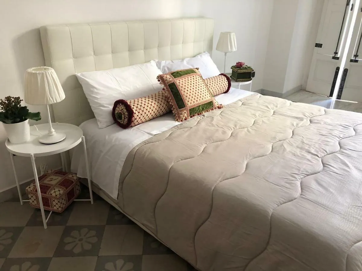 Maison Flores باري 0*,  إيطاليا